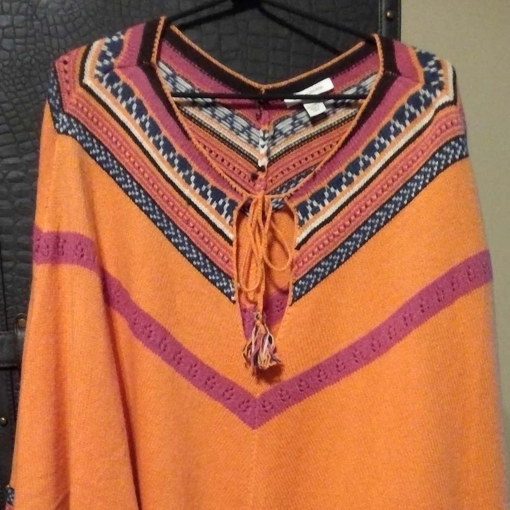 Boston Proper Naranja Aztec Tribal Pattern Poncho